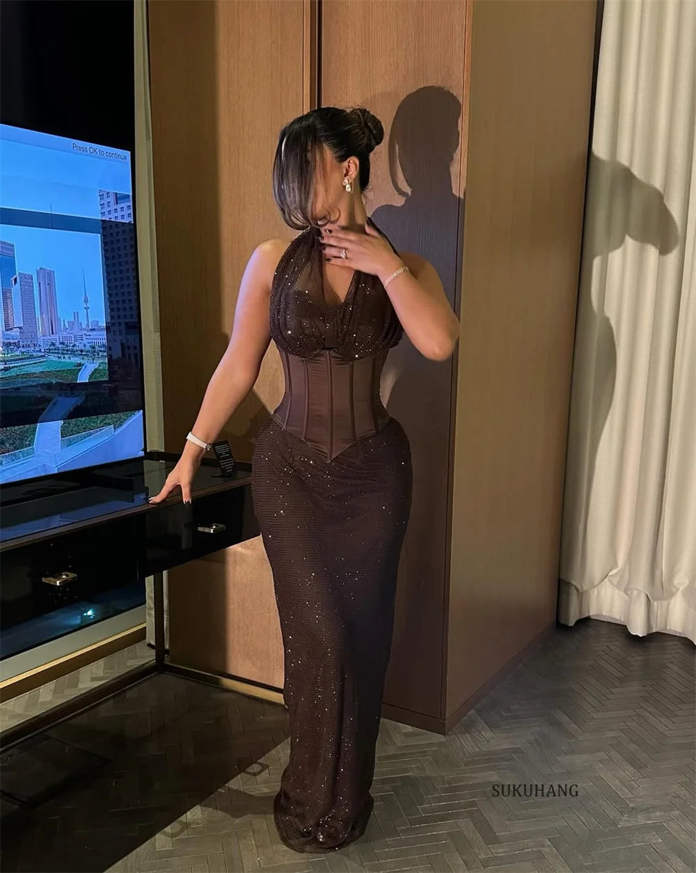 SUKUHANG Sexy Halter V-Neck Evening Dresses Dubai Corset Long Party Wedding Dresses Backless Customized
